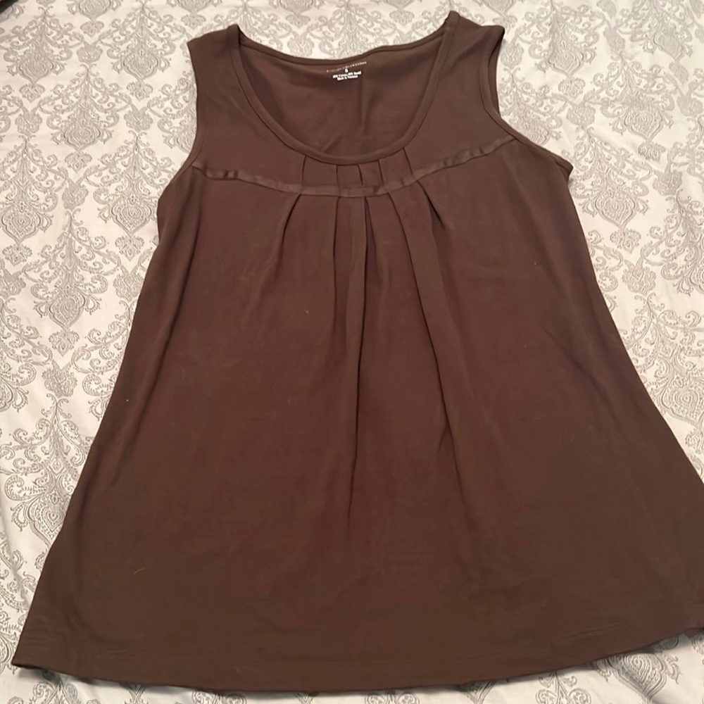 Croft&Barrow sleeveless Brown top. Size S